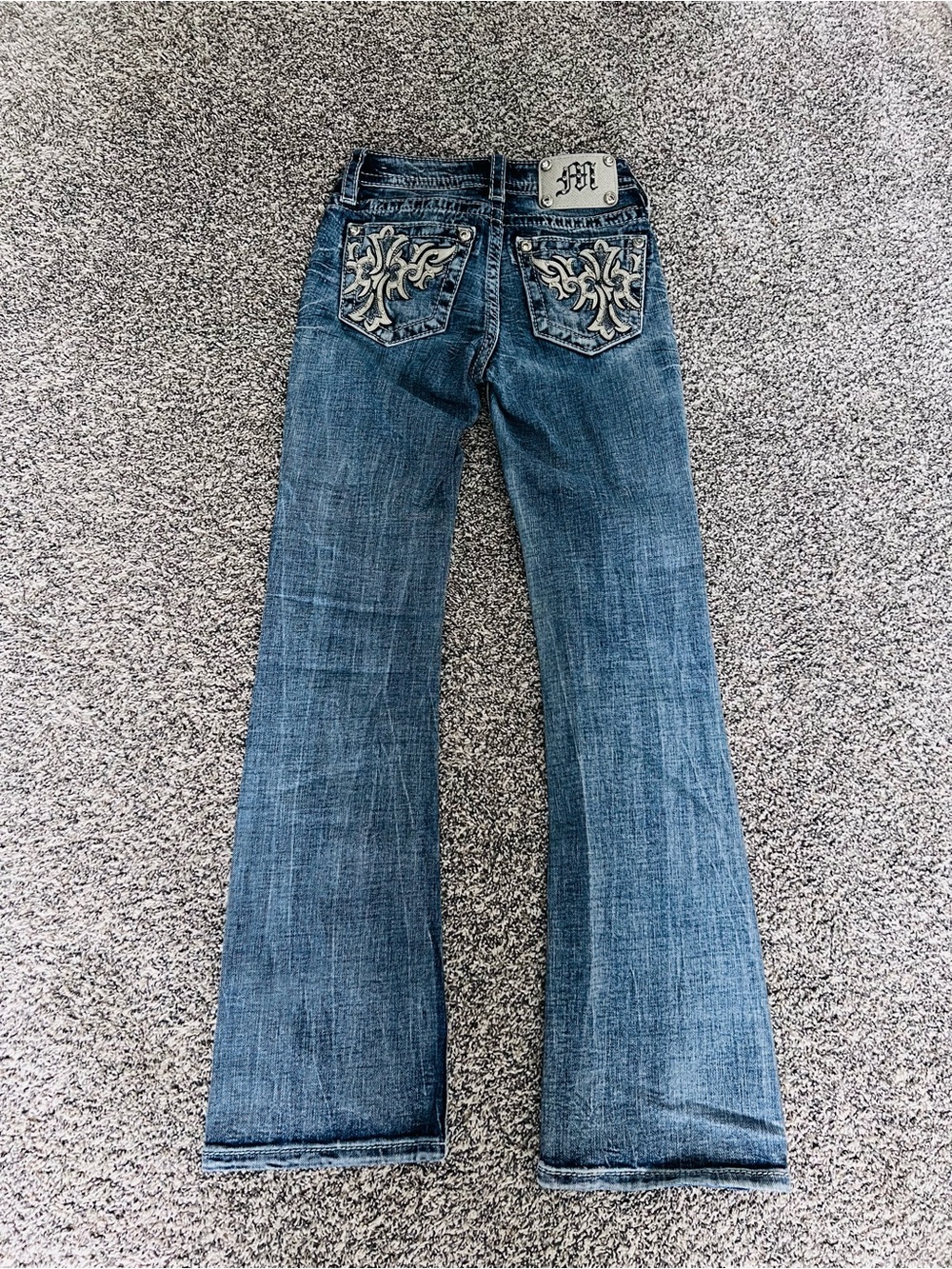 Miss Me Boot Cut Jeans in Medium Blue Wash - Picture 2 of 6